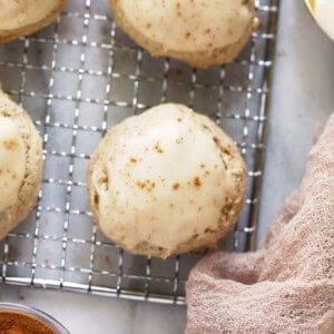 cinnamon cream cheese scones on a cooling rack.