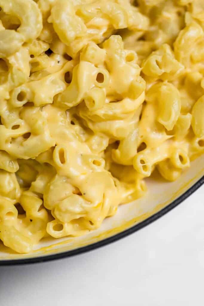 cream cheese sauce for mac and cheese recipe with noodles