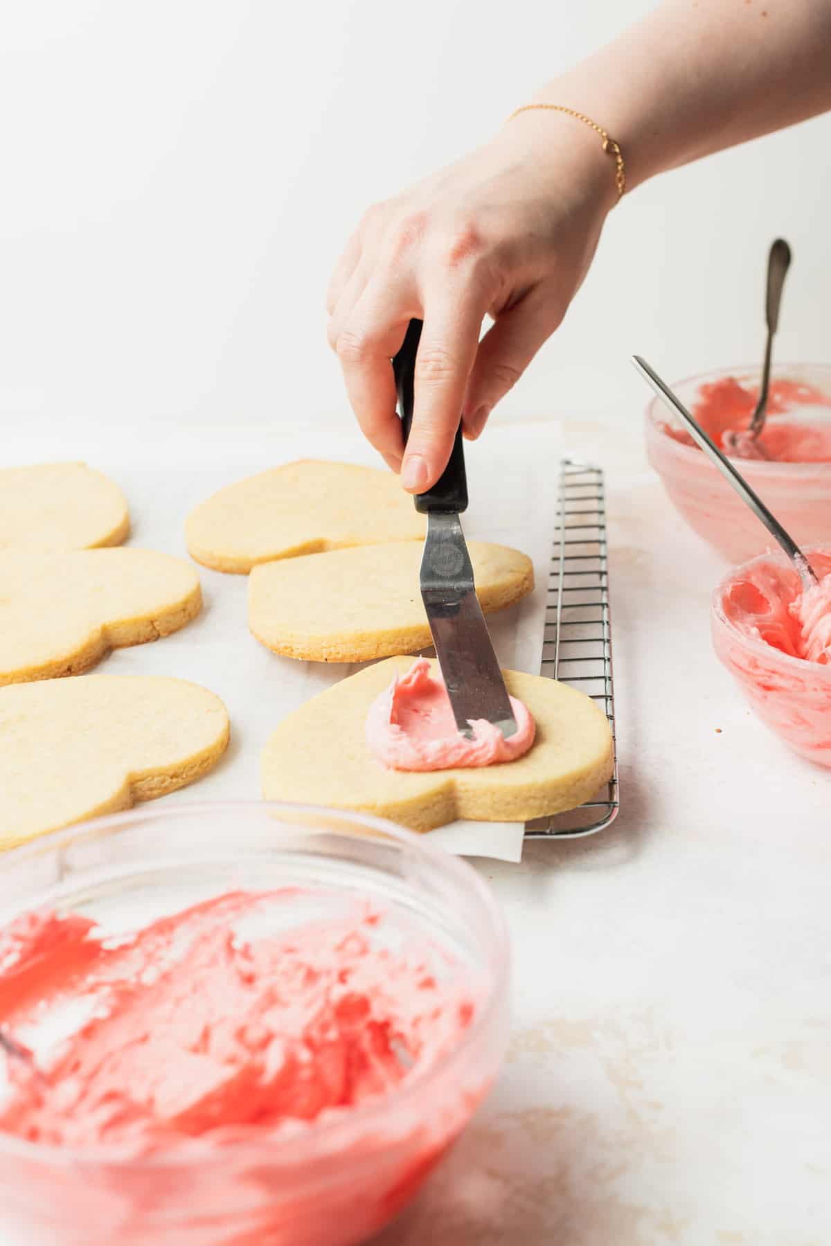 frosting cookies with cream cheese frosting