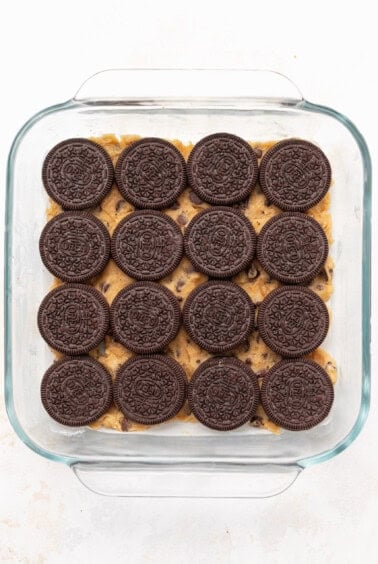 oreo cookies in a glass baking dish.