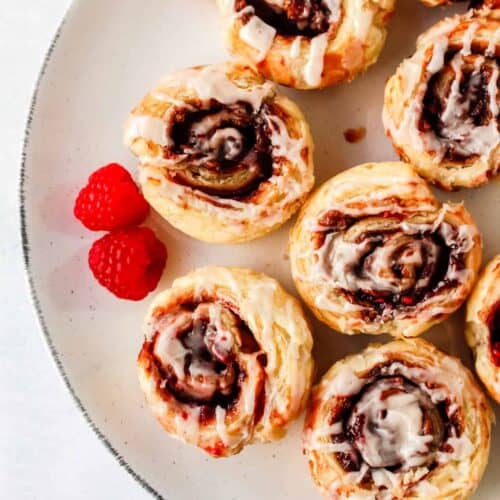 chocolate raspberry cinnamon rolls