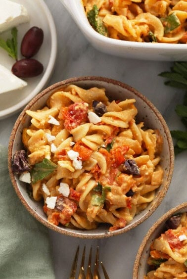 feta pasta in bowl