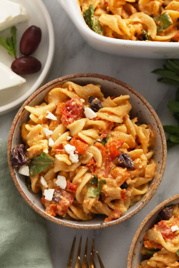feta pasta in bowl