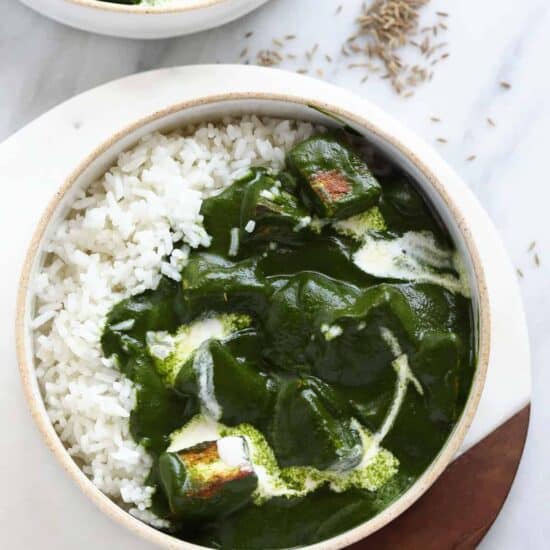 palak paneer in bowl