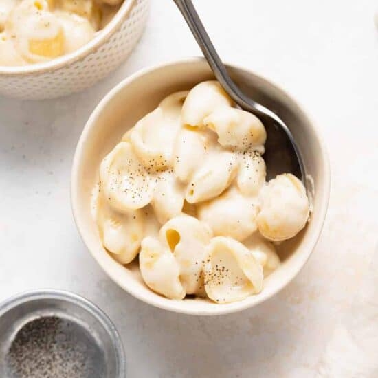 white cheddar mac and cheese in bowl