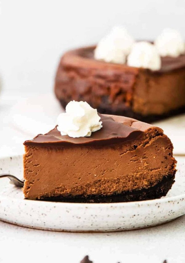 a slice of chocolate cheesecake on a plate