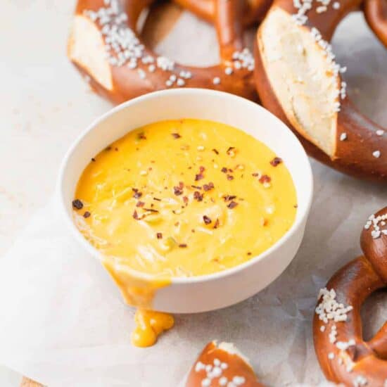 pretzel cheese dip