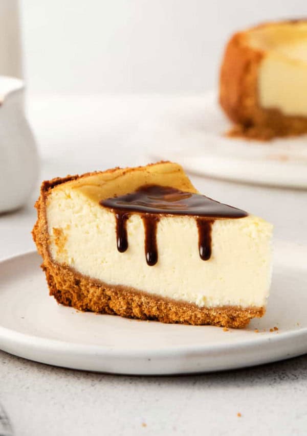 cheesecake on plate