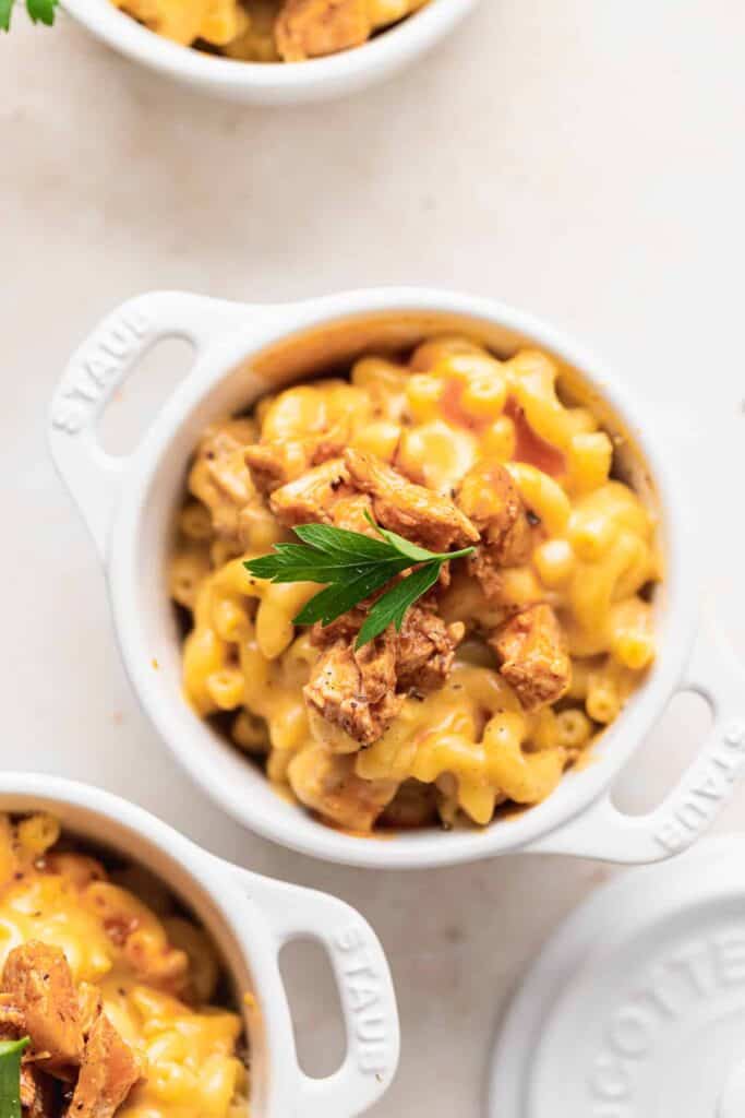 buffalo chicken mac and cheese in bowl