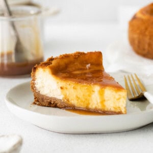 Salted caramel cheesecake