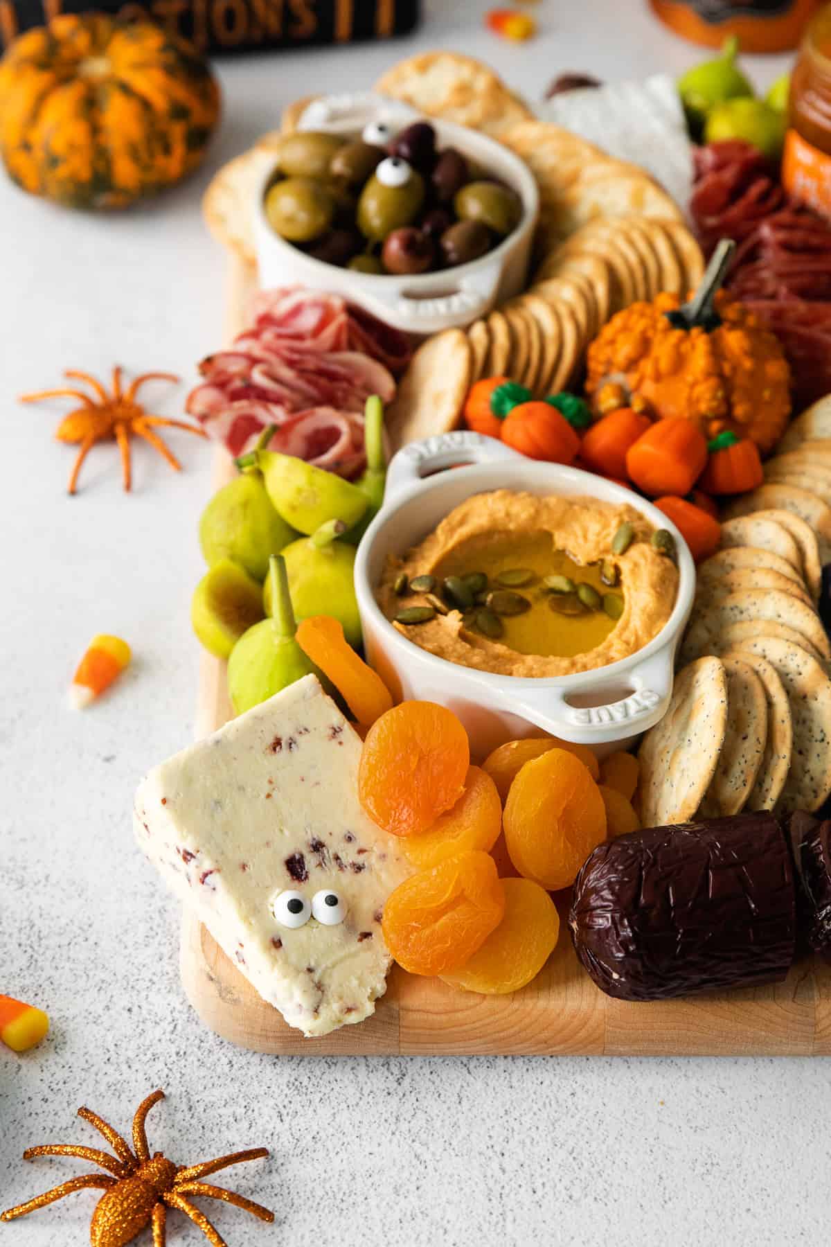 simple halloween cheese board ideas