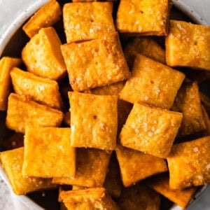 Cheez its in bowl