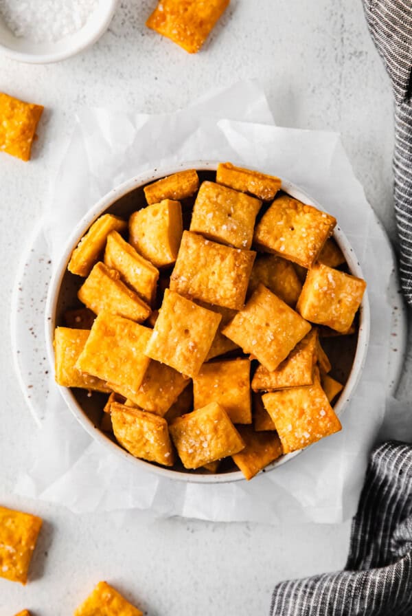 crackers in bowl