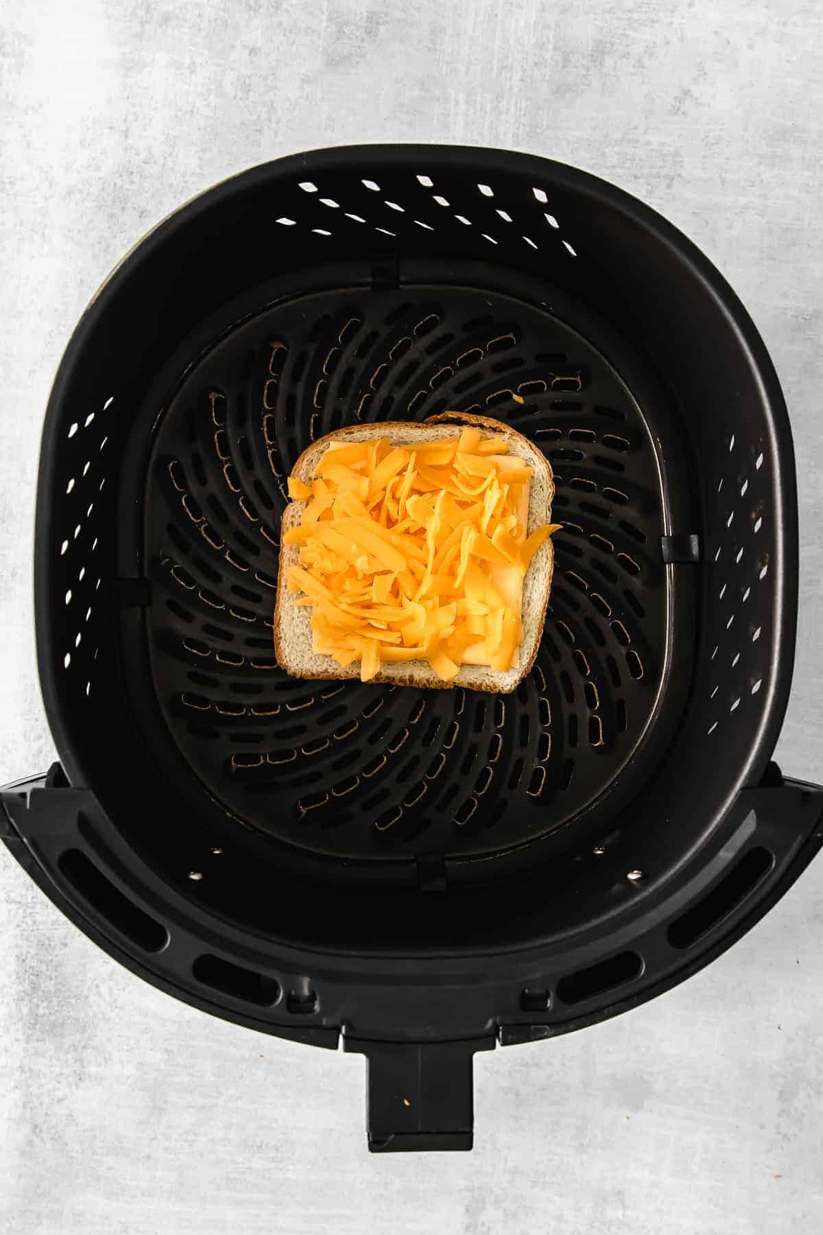 grilled cheese in the air fryer