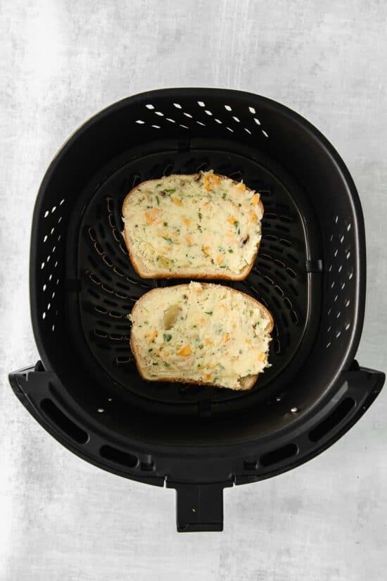 Cheesy Air Fryer Texas Toast The Cheese Knees