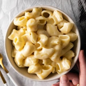 bowl of mac and cheese