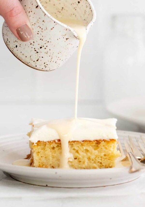 cropped-Tres-Leches-Cake-04.jpg
