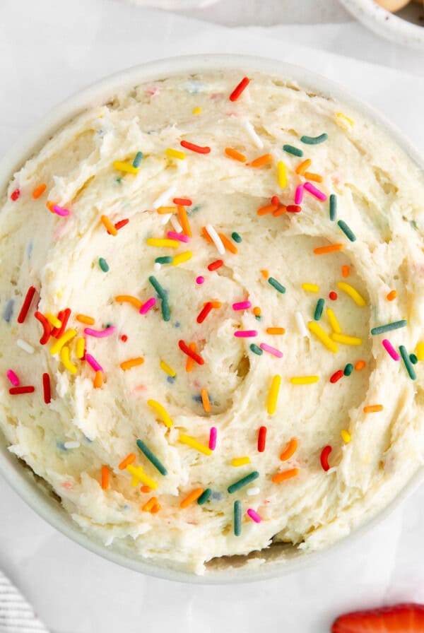 funfetti dip in bowl.