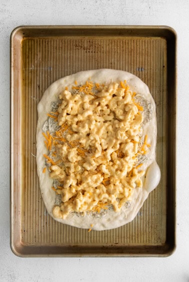mac and cheese on pizza.
