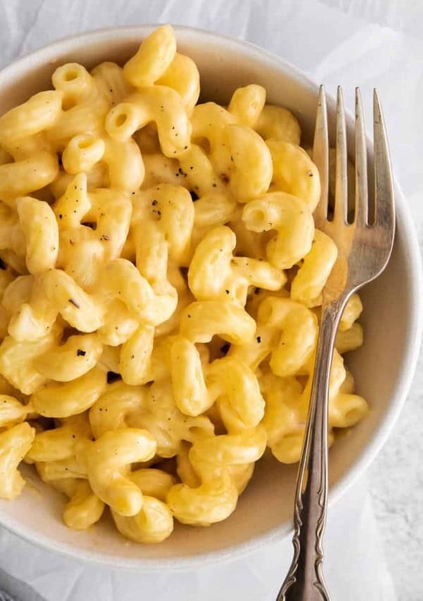 cheese pasta in a bowl