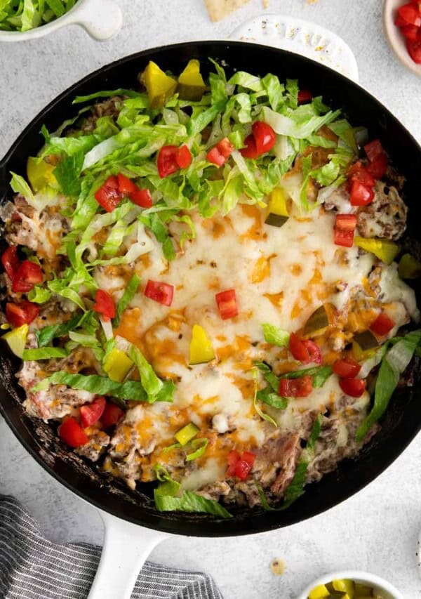 a skillet of Easy Cheeseburger Dip