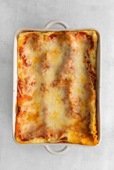 cooked lasagna in pan.
