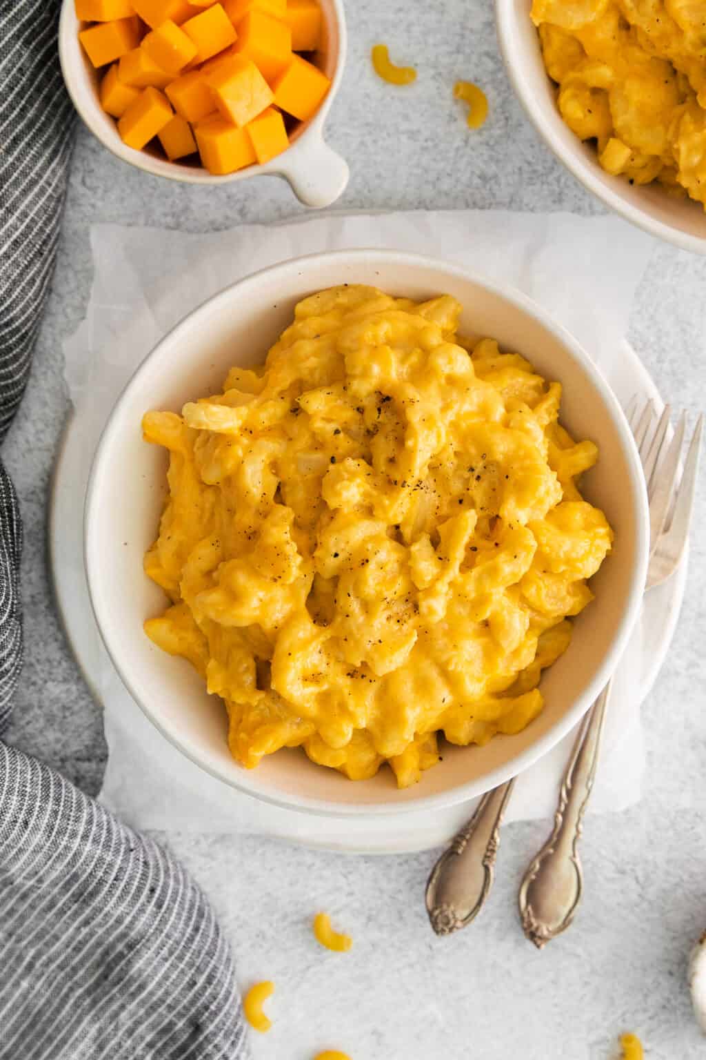 Easy Crockpot Mac and Cheese The Cheese Knees