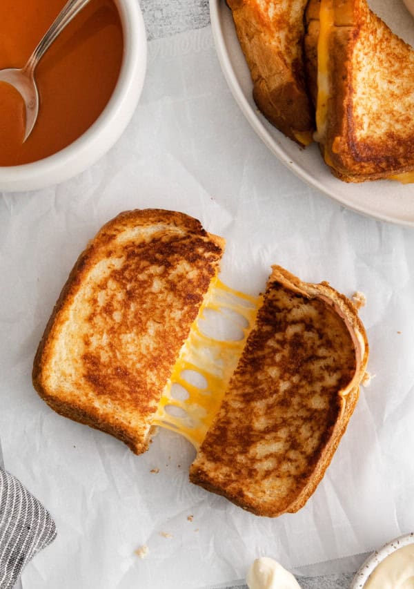 Grilled cheese with mayo.