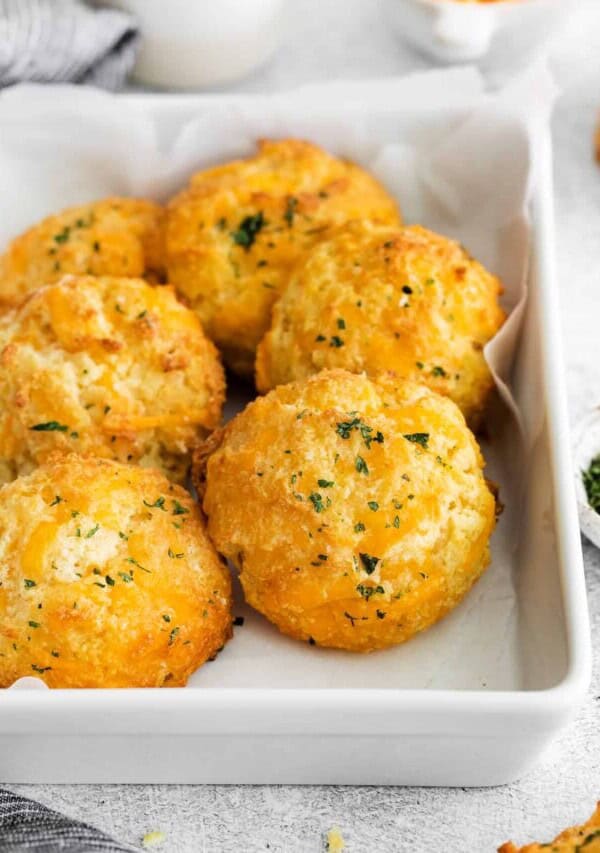 Copycat Red Lobster Cheddar Biscuits