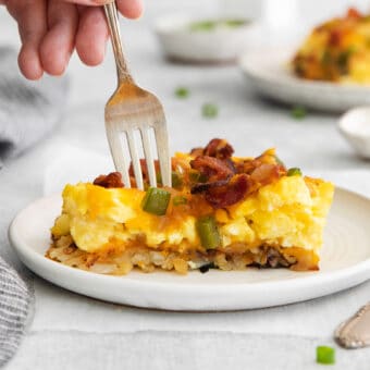 Breakfast Pizza with Hash Brown Crust - The Cheese Knees