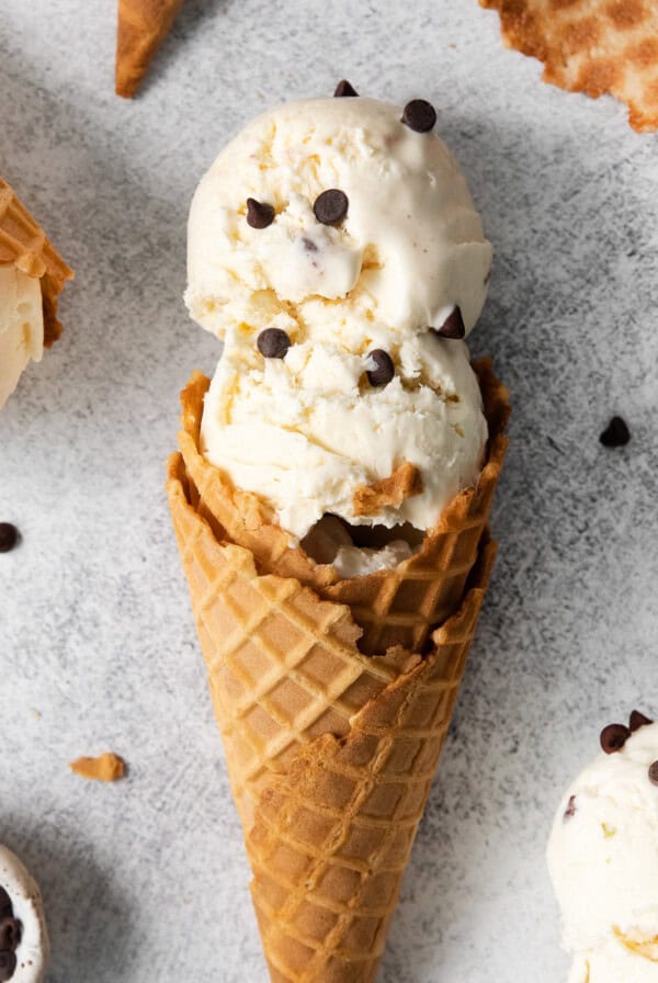Cannoli ice cream in a cone.