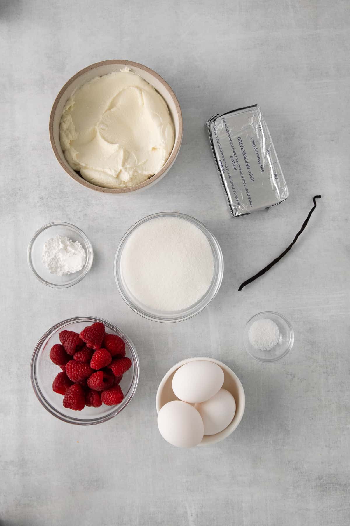 Ingredients for ricotta cheesecake filling.