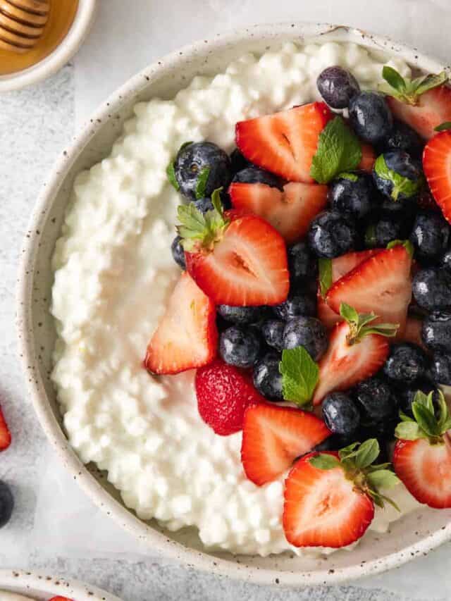 Cottage Cheese With Fruit Breakfast Bowls Cheese Knees
