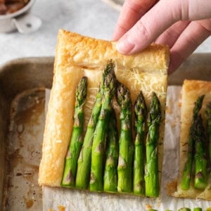 Slice of asparagus tart.