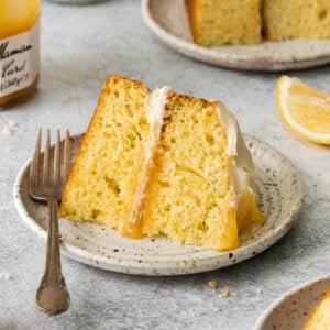 Limoncello mascarpone cake on a plate.