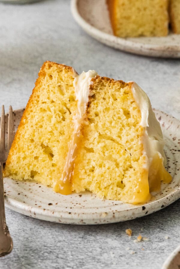 Limoncello mascarpone cake on a plate.