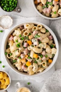 ham and pea pasta with ham and peas.