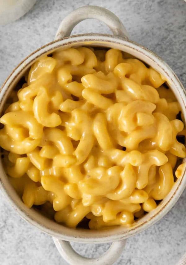 KFC mac and cheese in a bowl.