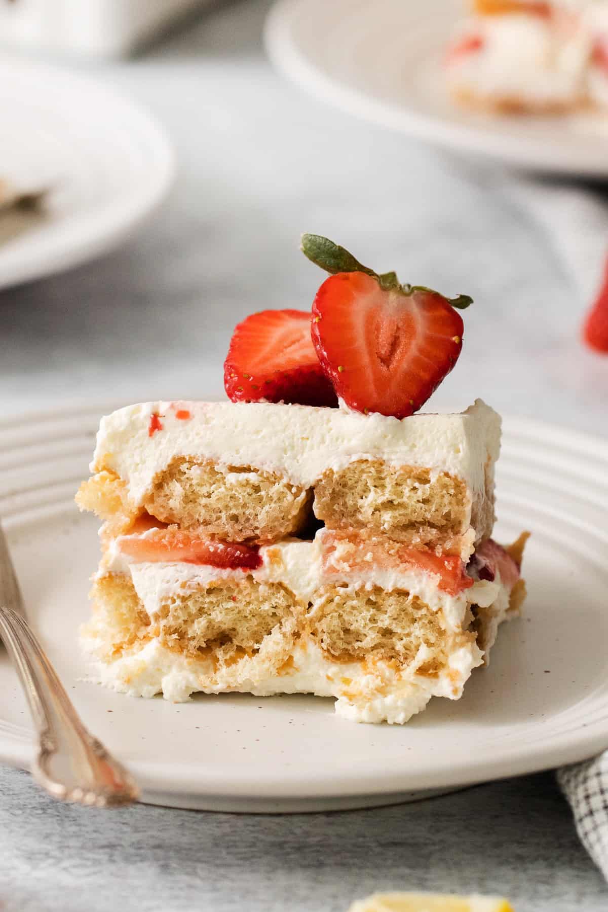 Easy Strawberry Tiramisu - The Cheese Knees