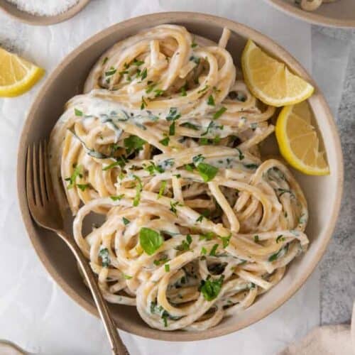 Lemon ricotta pasta in a bowl.