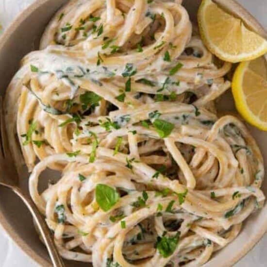 Lemon ricotta pasta in a bowl.