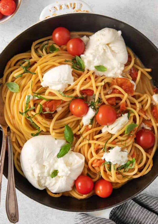 Burrata pasta in a cast iron skillet.